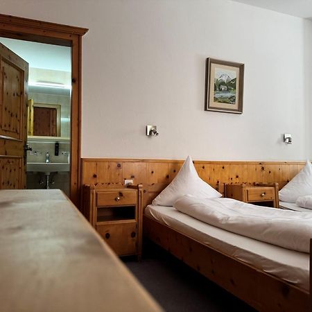 Chesa Languard Hotel Sankt Moritz Buitenkant foto
