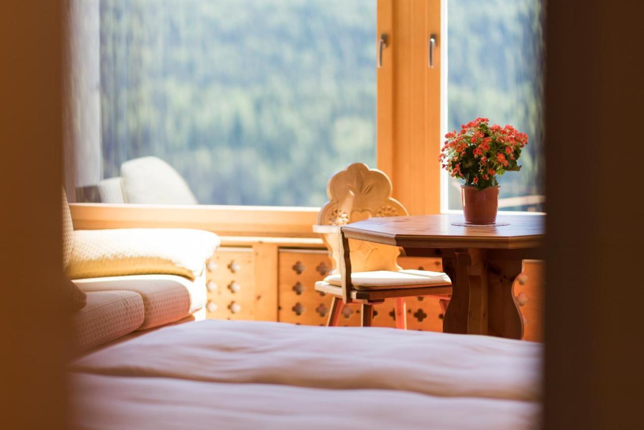 Chesa Languard Hotel Sankt Moritz Buitenkant foto