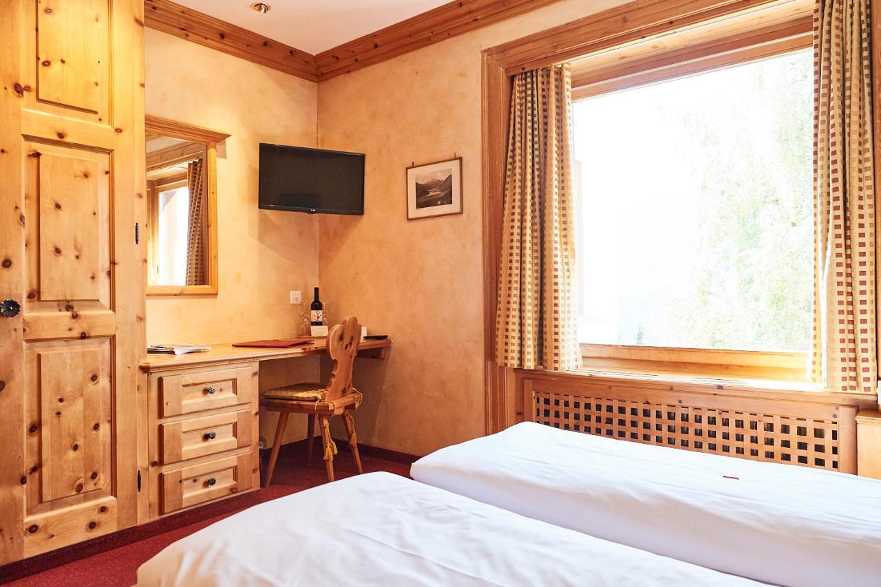 Chesa Languard Hotel Sankt Moritz Buitenkant foto