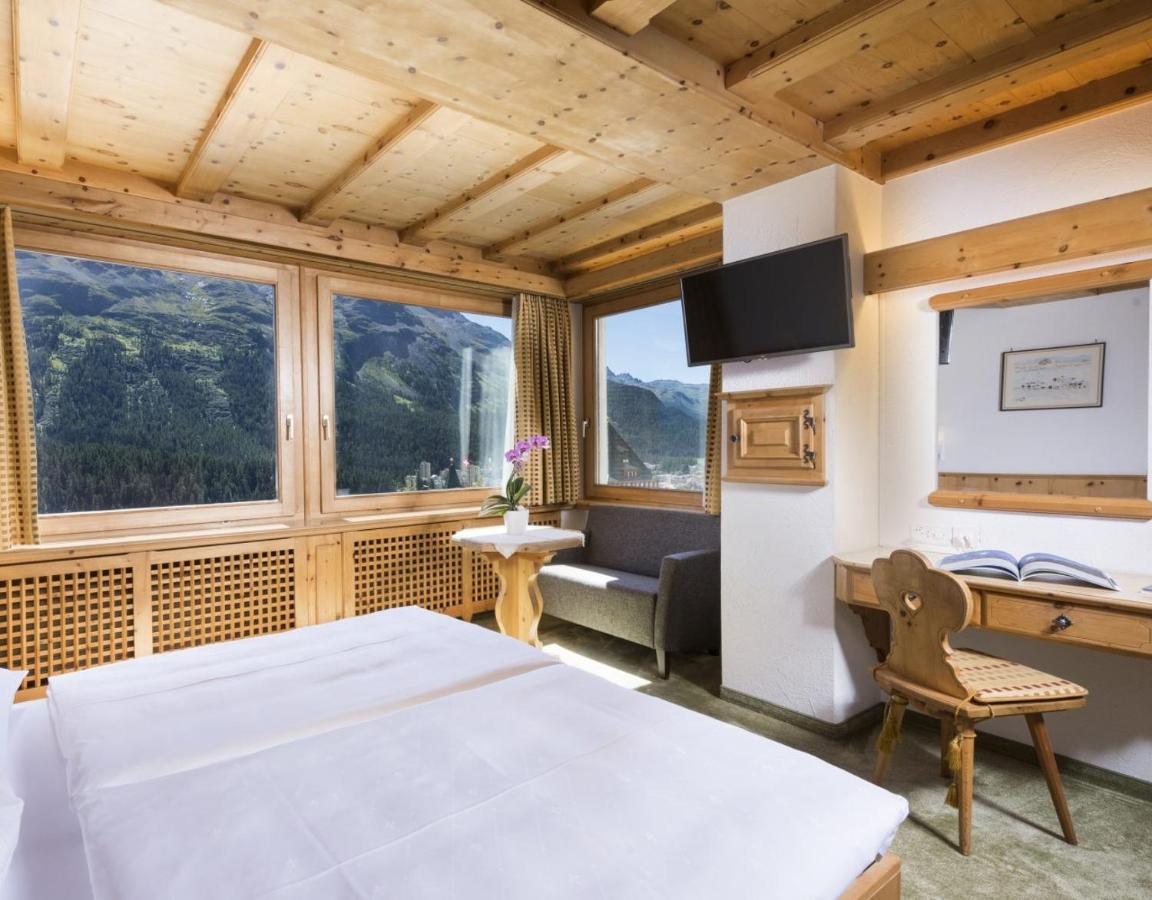 Chesa Languard Hotel Sankt Moritz Buitenkant foto